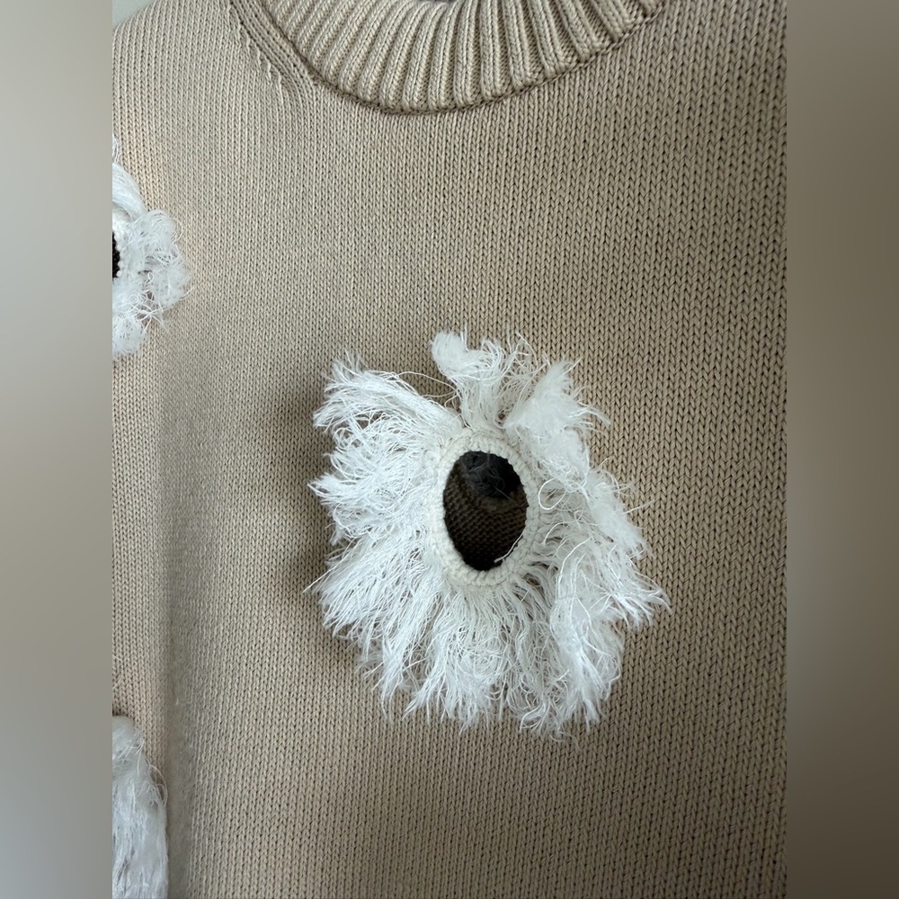 Lafayette 148 New York Feather Fringe Crochet Silk-Blend Sweater Women's Beige S - Picture 6 of 16